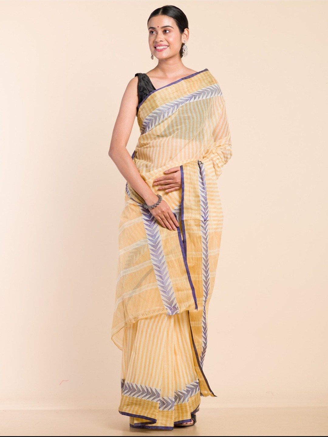 

HERE&NOW Striped Pure Cotton Taant Saree, Beige
