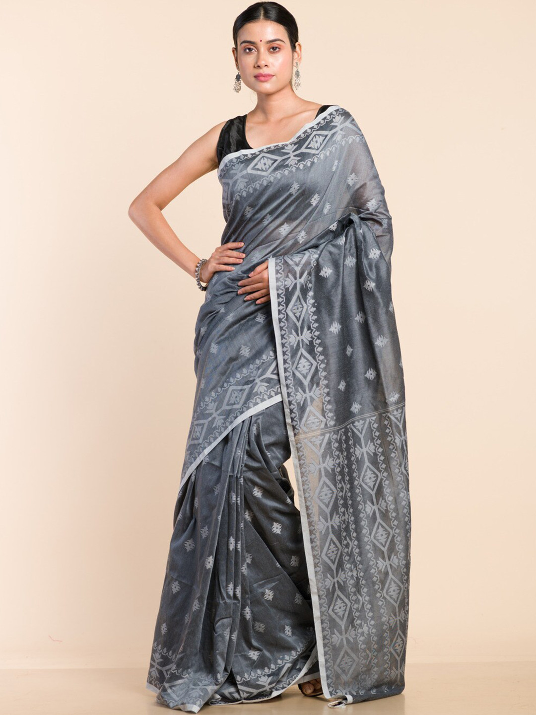 

HERE&NOW Ethnic Motifs Woven Design Jamdani Saree, Grey