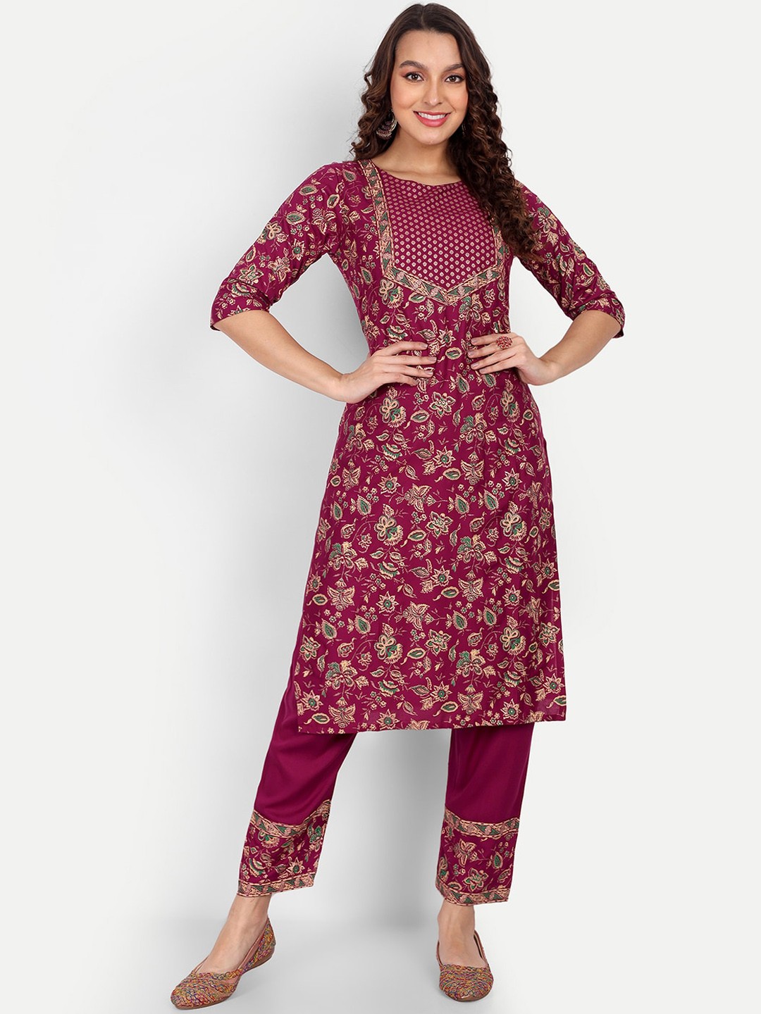

ZIRVI Floral Printed Regular Kurta with Trousers, Purple
