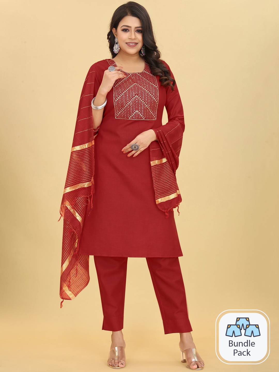 

TAVAS Ethnic Motifs Yoke Design Sequined Straight Kurta with Trousers & Dupatta, Maroon