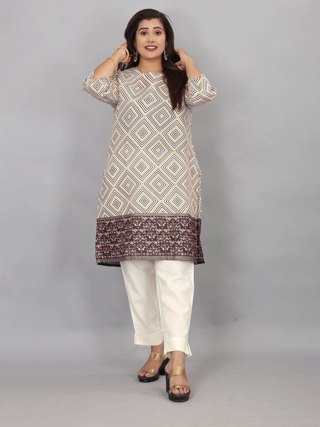 

TAVAS Geometric Printed Pure Cotton Straight Kurta, Beige