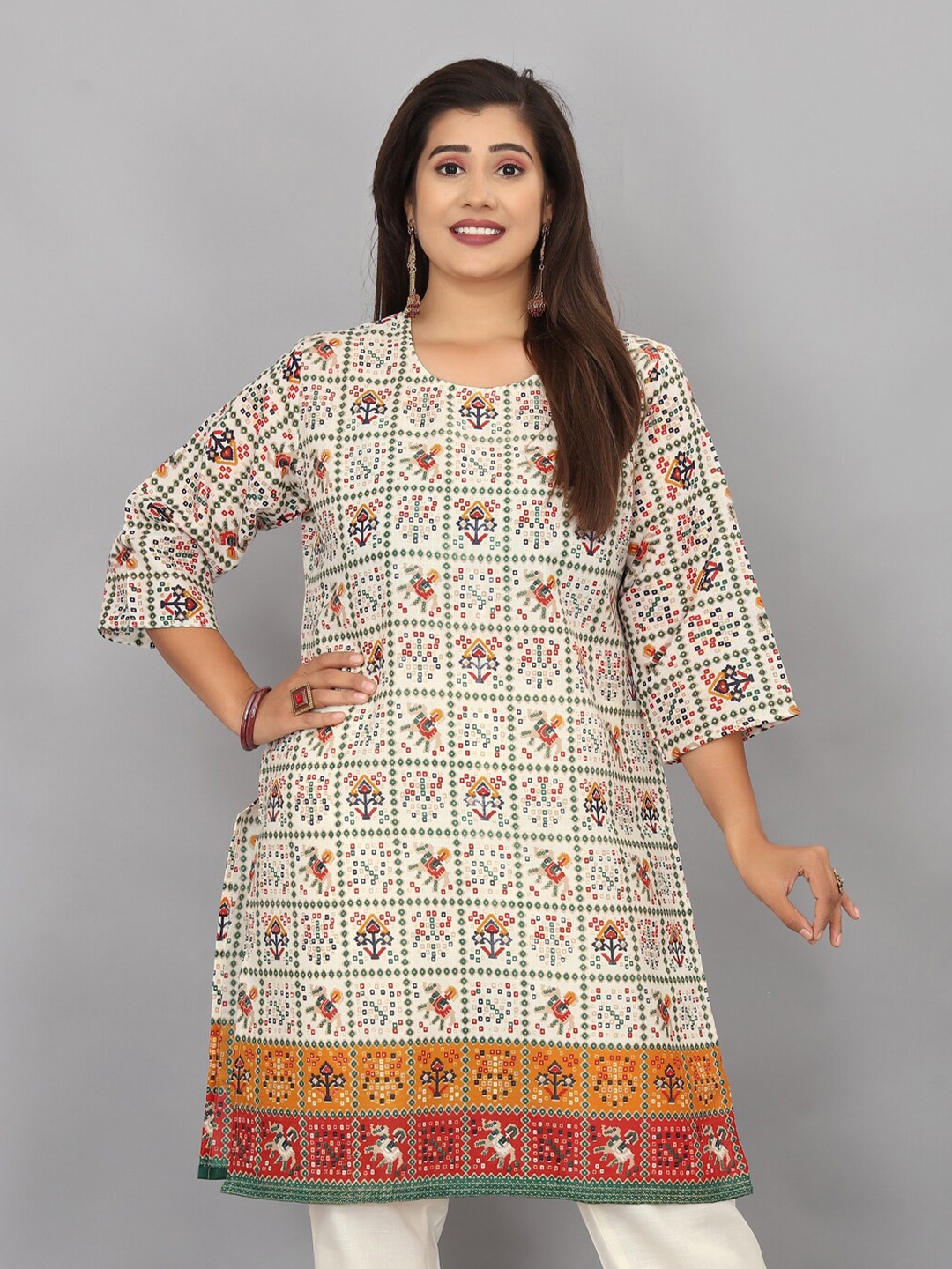 

TAVAS Ethnic Motifs Printed Pure Cotton Straight Kurta, White