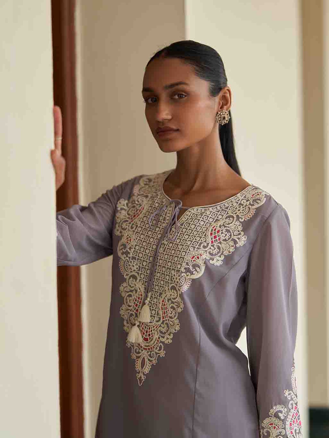 

Lakshita Embroidered Yoke Tie-Up Neck Georgette Short Kurta, Lavender