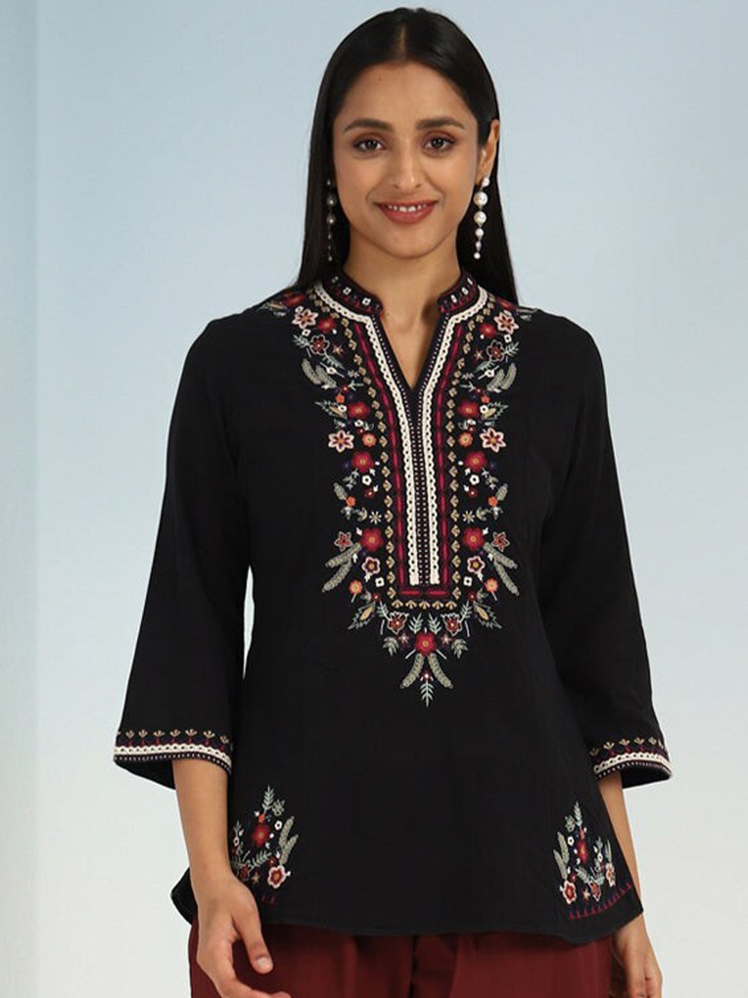 

Lakshita Mandarin Collar Floral Embroidered Tunic, Black
