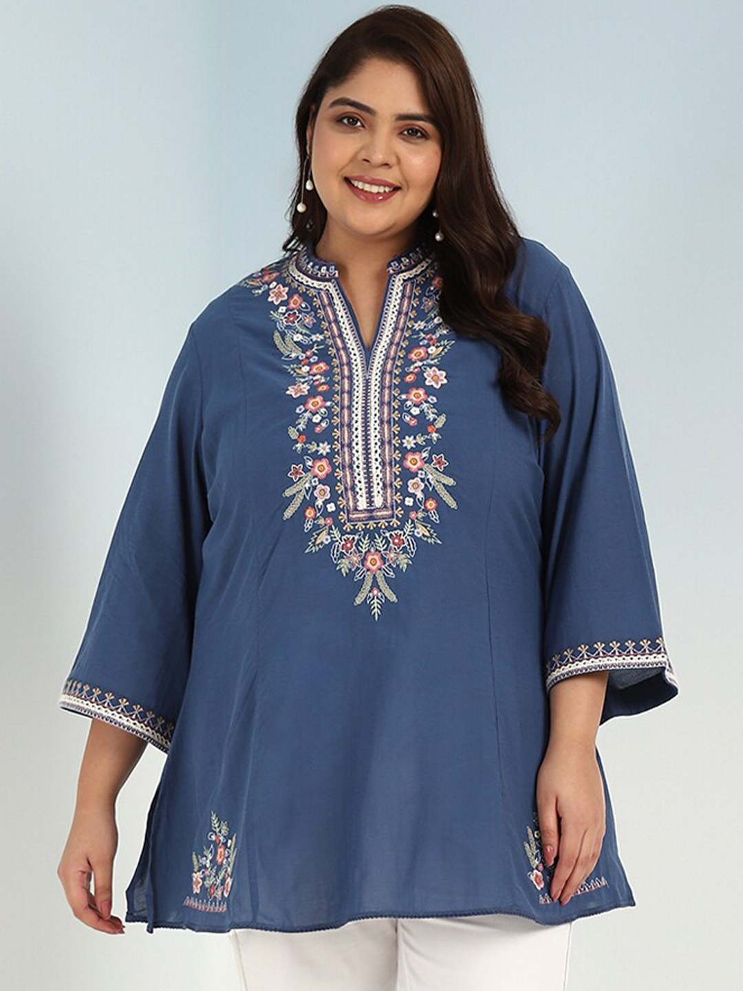 

Lakshita Plus Size Ethnic Motifs Thread Work Kurti, Blue