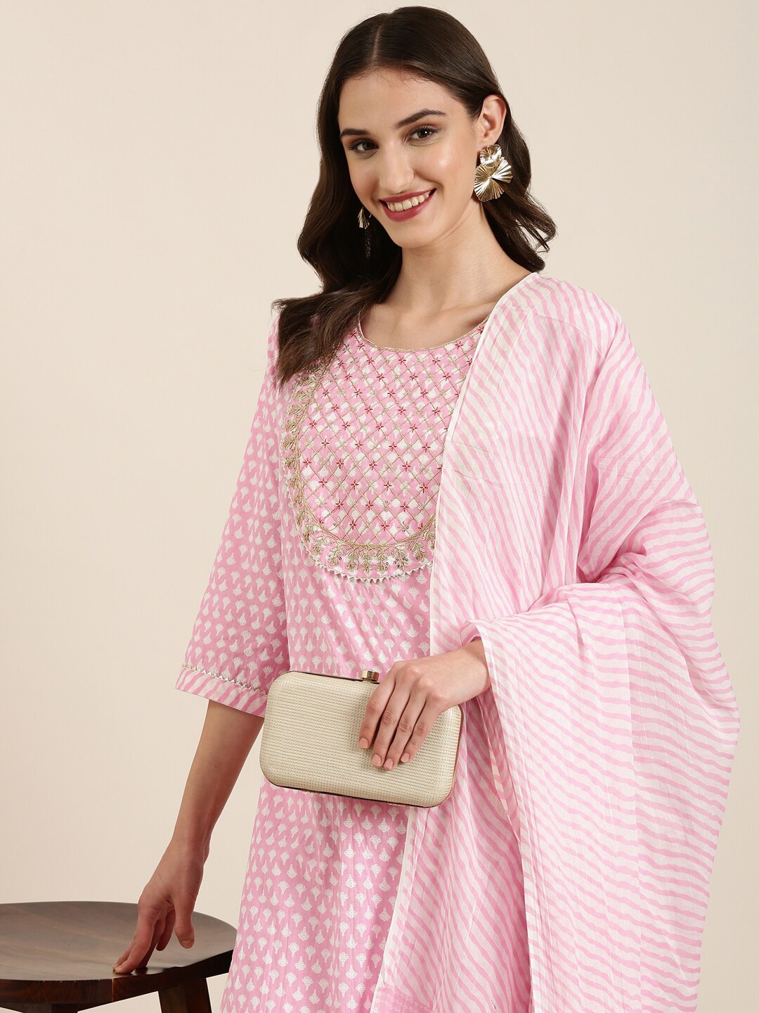 

SHOWOFF Geometric Printed Gotta Patti & Sequined Straight Kurta & Trousers With Dupatta, Pink