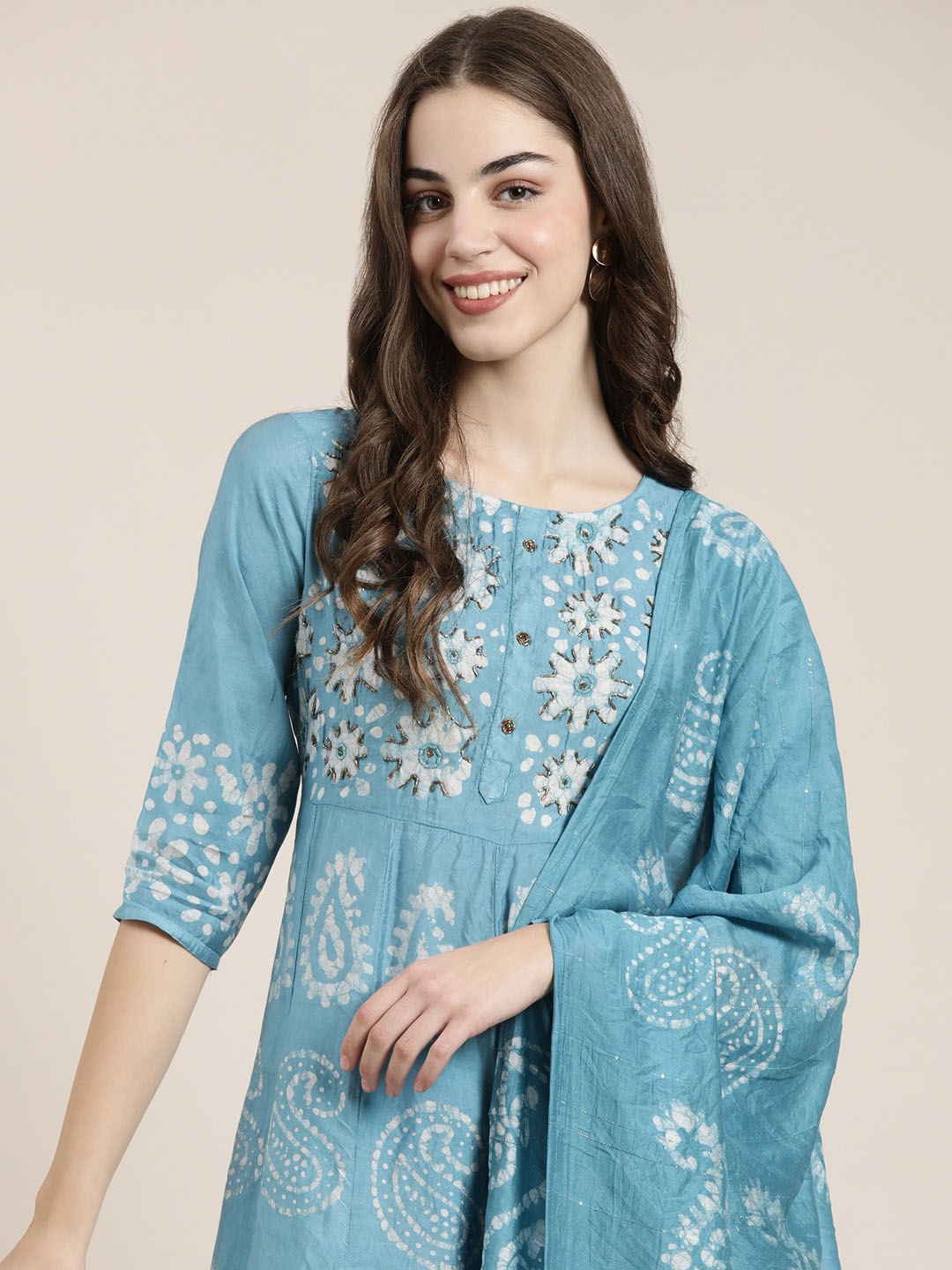 

SHOWOFF Ethnic Motifs Printed Regular Beads And Stones Kurta With Trousers & Dupatta, Blue