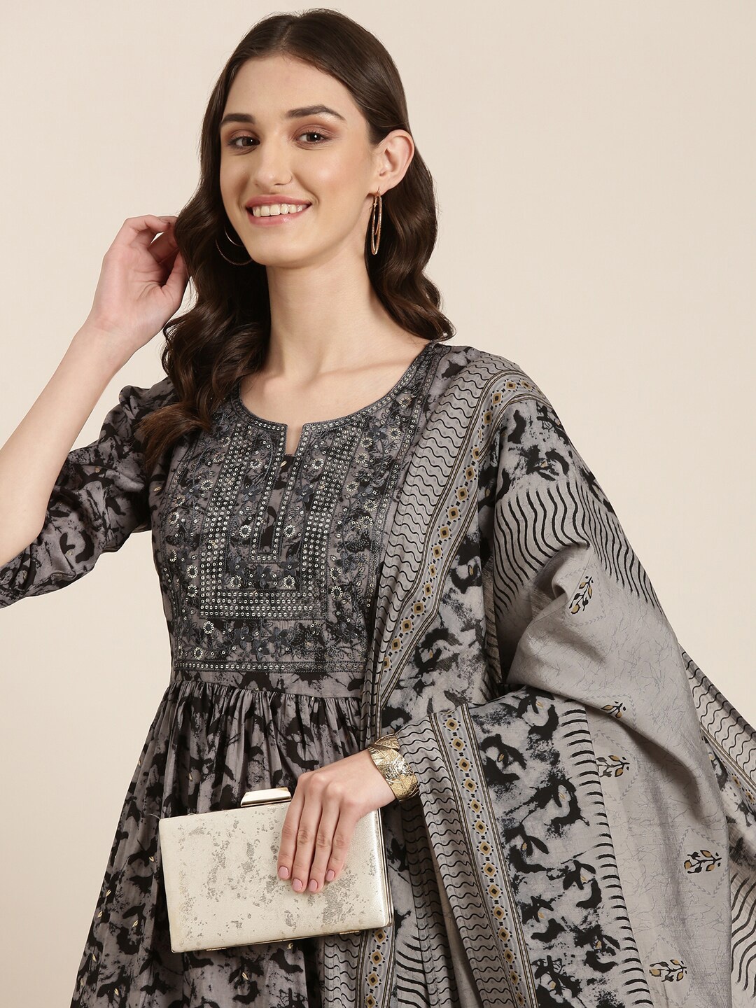

SHOWOFF Floral Printed Sequinned A-Line Kurta & Trouser With Dupatta, Grey
