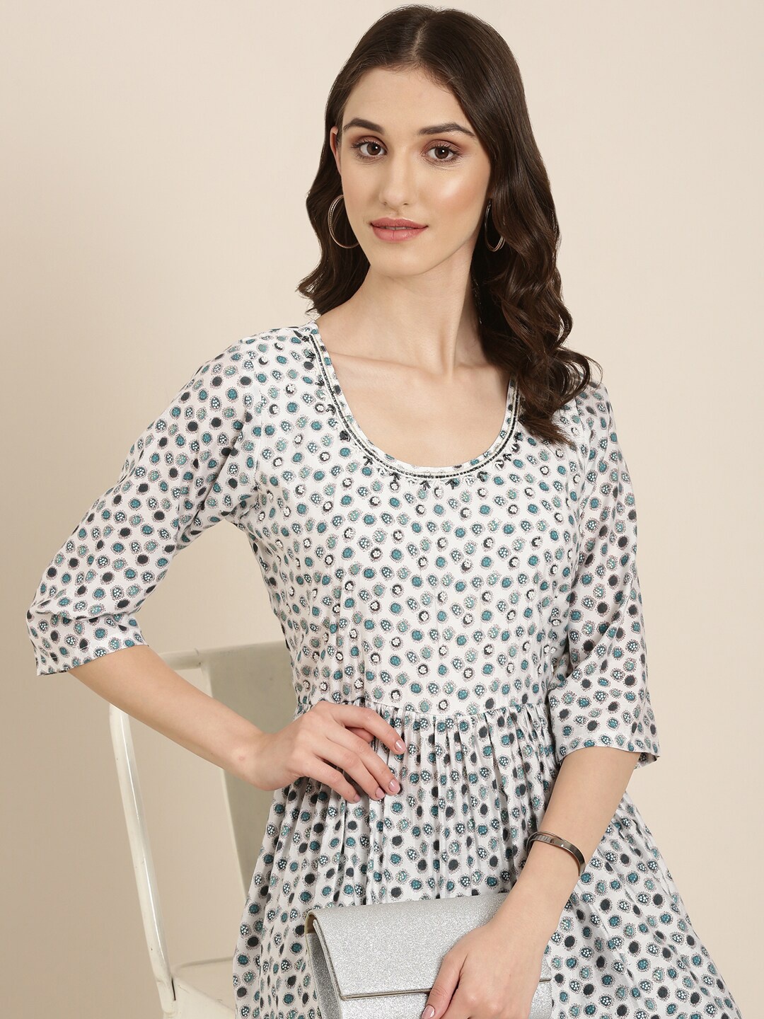 

SHOWOFF Floral Printed Kurta With Trousers, Off white