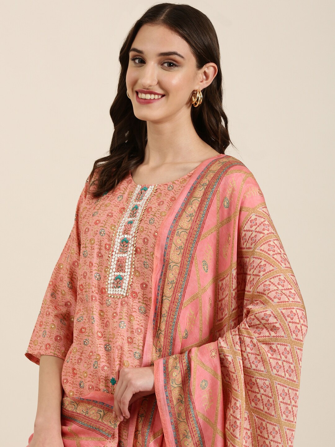 

SHOWOFF Floral Printed Regular Thread Work Kurta With Trousers & Dupatta, Peach