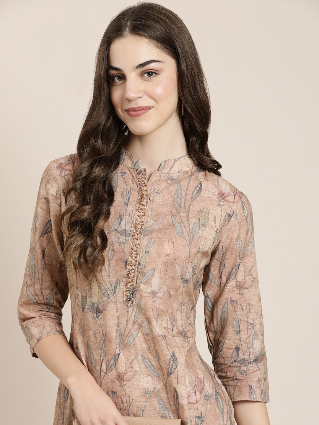 

SHOWOFF Floral Printed Regular Beads And Stones Kurta With Trousers, Tan