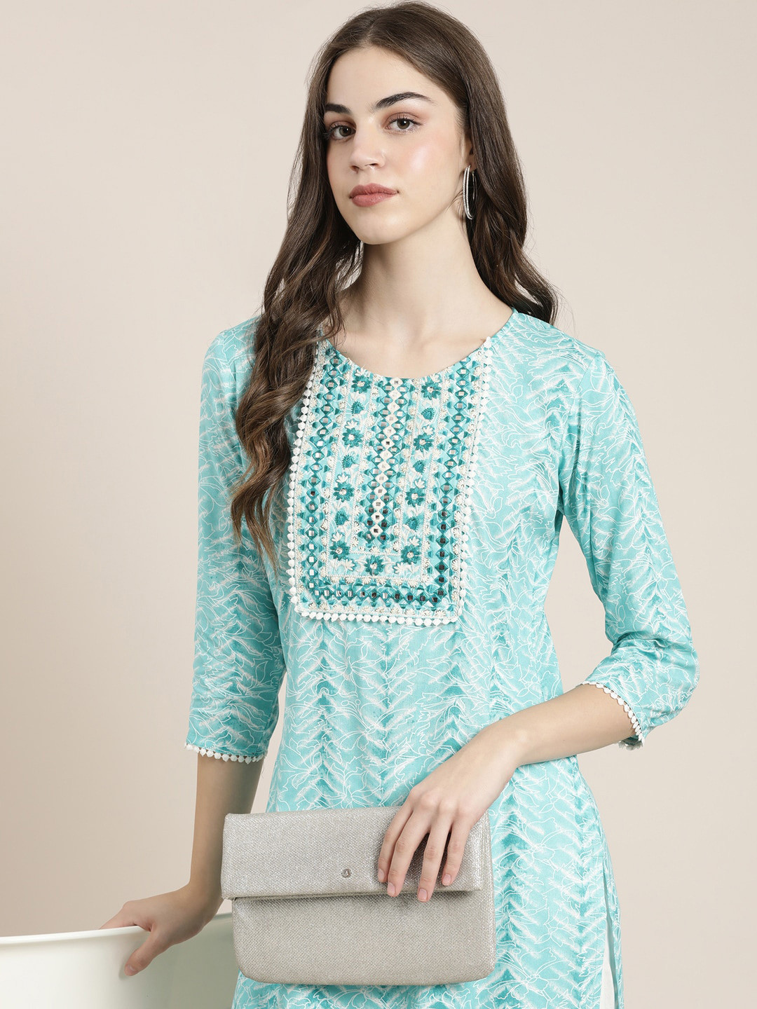 

SHOWOFF Floral Printed Regular Mirror Work Kurta With Trousers, Turquoise blue
