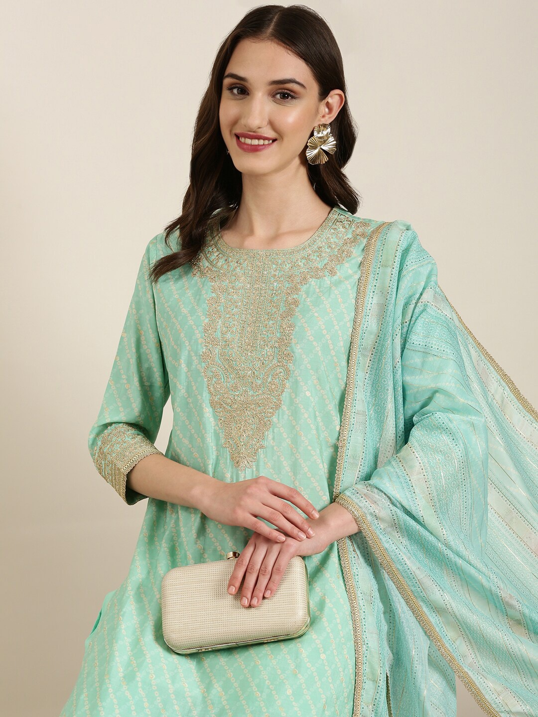 

SHOWOFF Bandhani Printed Regular Thread Work Kurta With Trousers & Dupatta, Sea green