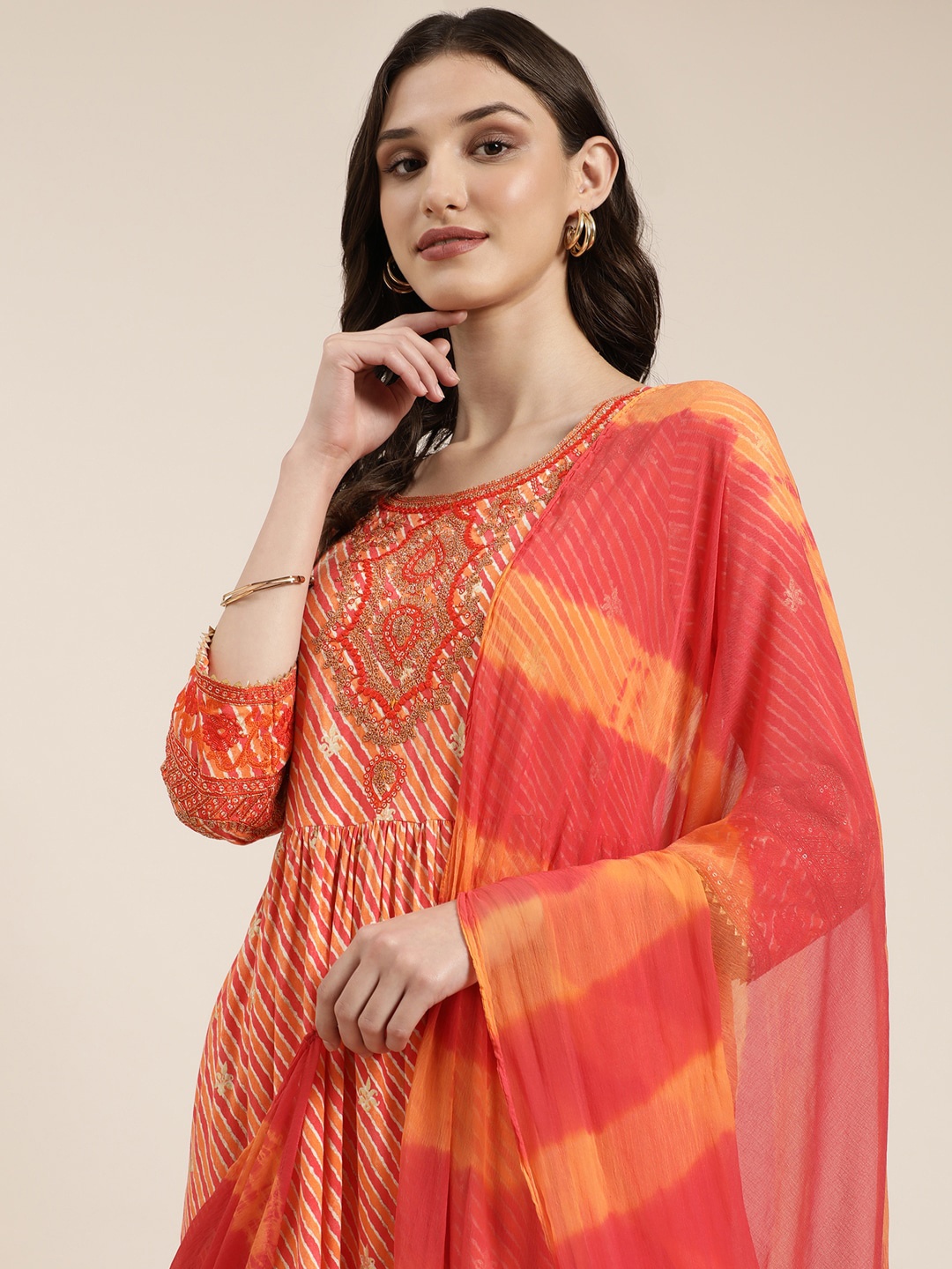 

SHOWOFF Striped Empire Thread Work Kurta With Trousers, Orange
