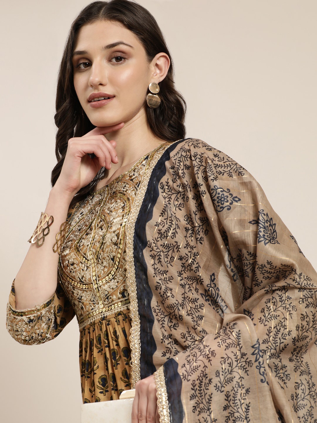 

SHOWOFF Floral Printed Thread Work Kurta with Trousers & Dupatta, Tan