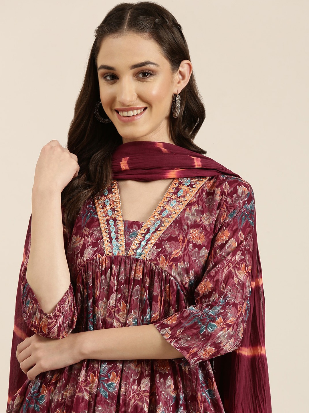 

SHOWOFF Floral Printed Empire Kurta With Trousers & Dupatta, Magenta