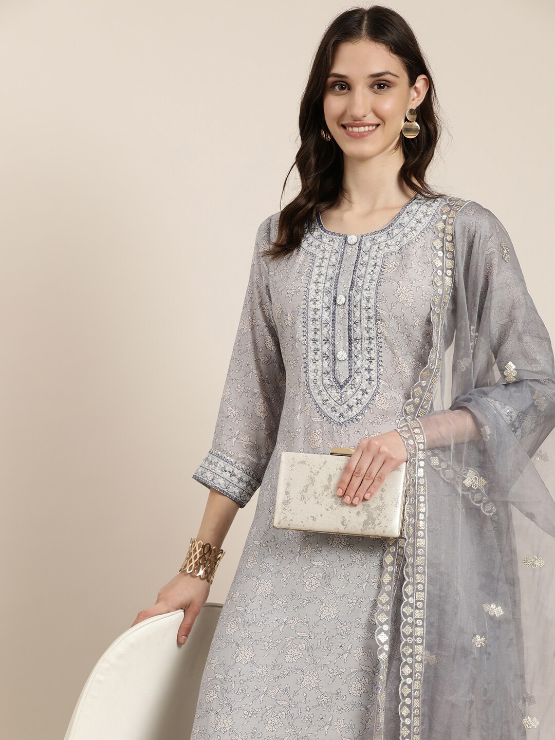 

SHOWOFF Floral Printed Sequinned Straight Kurta & Trouser With Dupatta, Grey