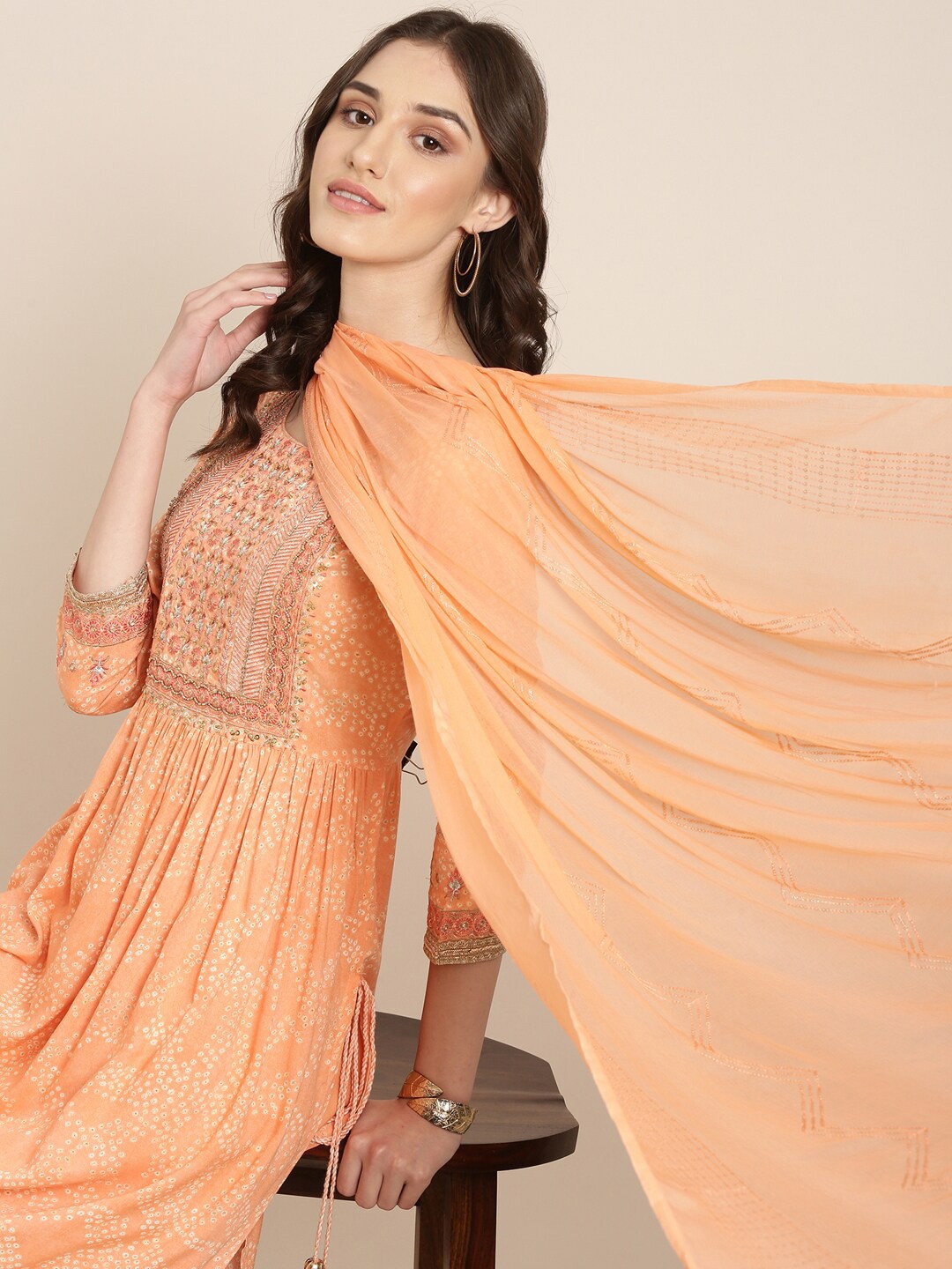 

SHOWOFF Bandhani Printed Beads & Stones A-Line Kurta with Trousers & Dupatta, Peach