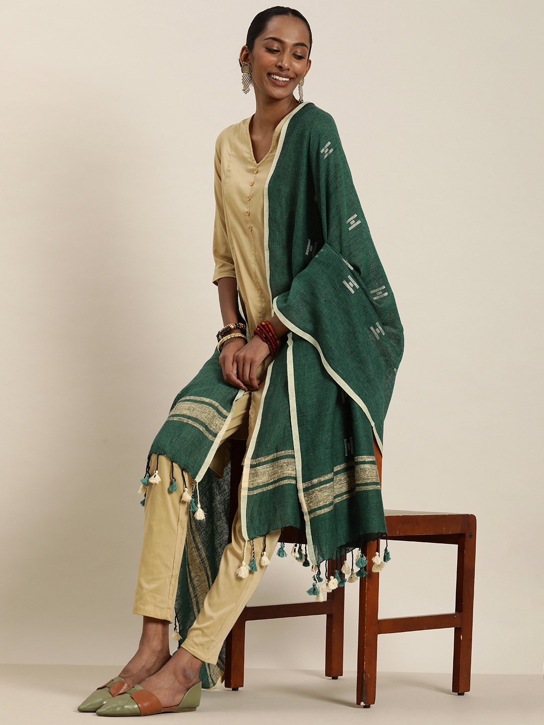 

Taavi Woven Design Cotton Linen Sustainable Dupatta, Green