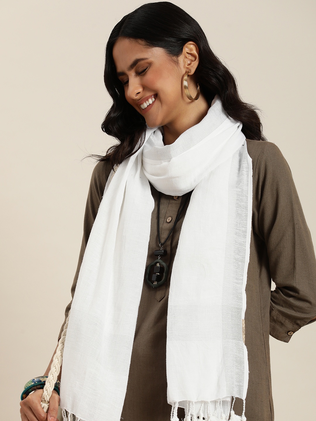 

Taavi Handloom Dupatta with Zari, White