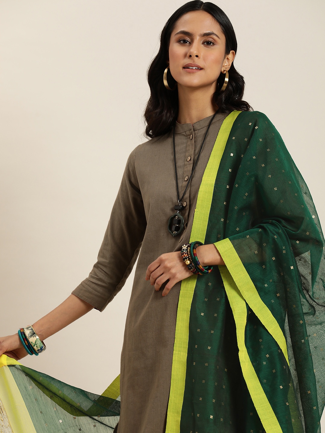 

Taavi Woven Design Handloom Sustainable Dupatta with Sequinned, Green