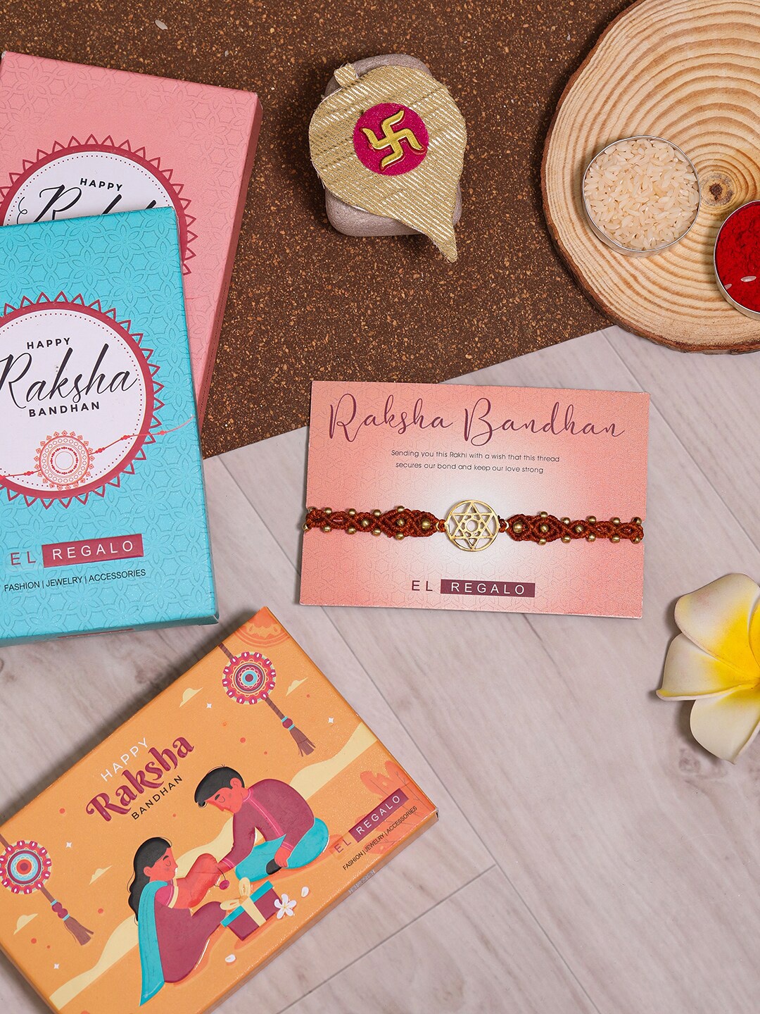 

EL REGALO Men Charm Detail Rakhis With Roli & Chawal, Brown