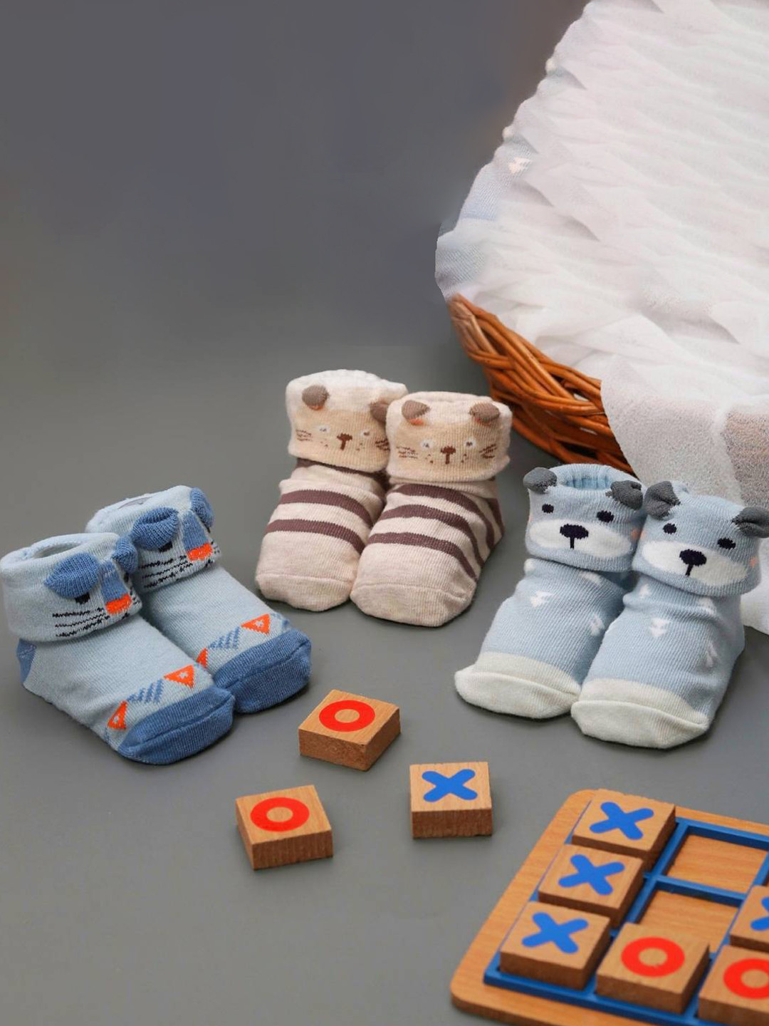 

Yellow Bee Infant Boys Pack Of 3 Animal-Patterned Anti-Skid Above Ankle-Length Socks, Brown