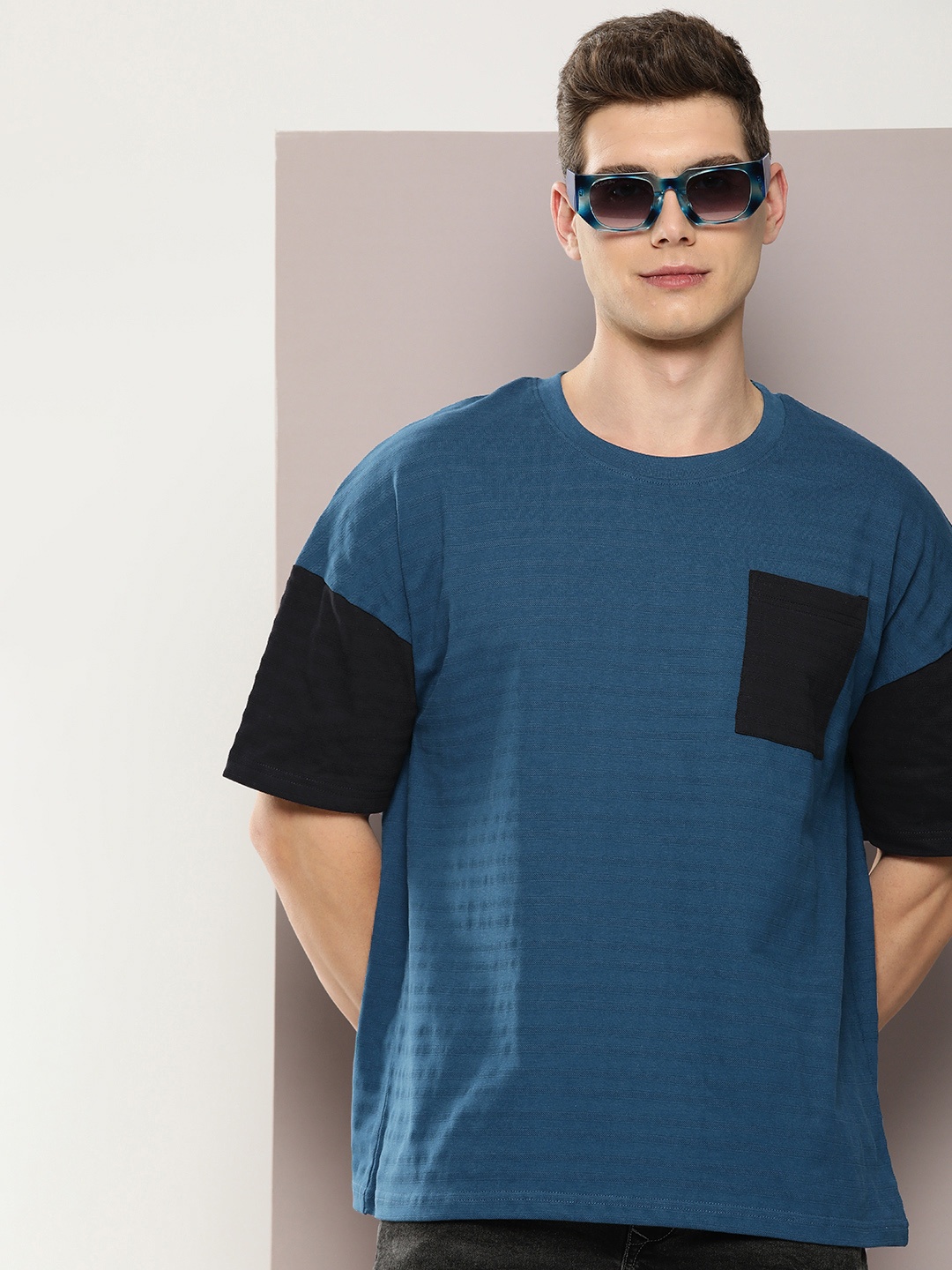 

DILLINGER Men Striped Colourblocked Jacquard Structure Oversized Pockets T-shirt, Blue