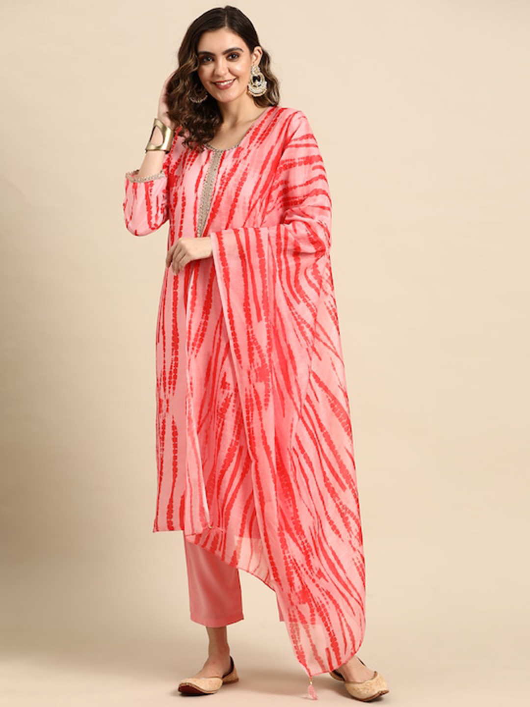 

Sangria Abstract Dyed Pure Cotton Kurta With Trouser & Dupatta, Pink
