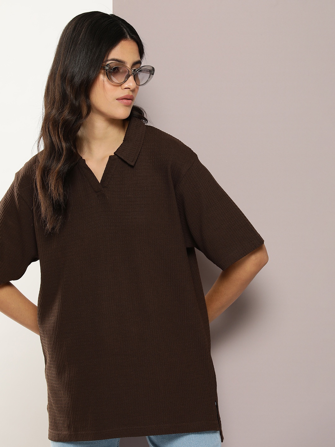

DILLINGER Women Waffle Structure Oversized Polo Collar T-shirt, Brown