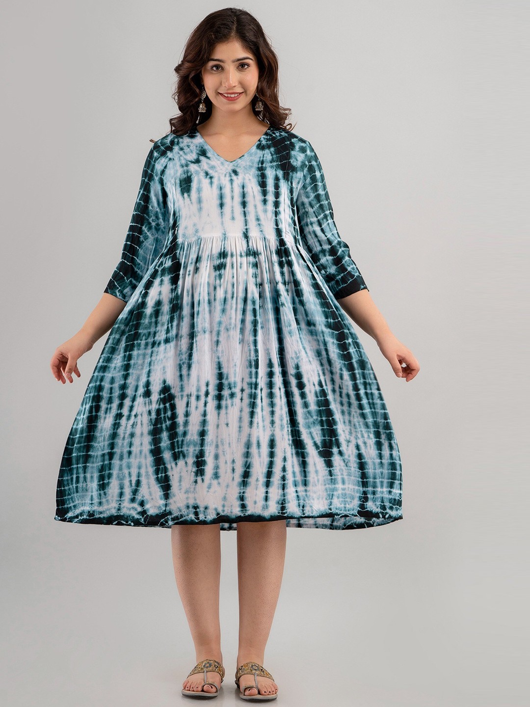 

CELEBRAVO Tie & Dyed Maternity Dress, Green