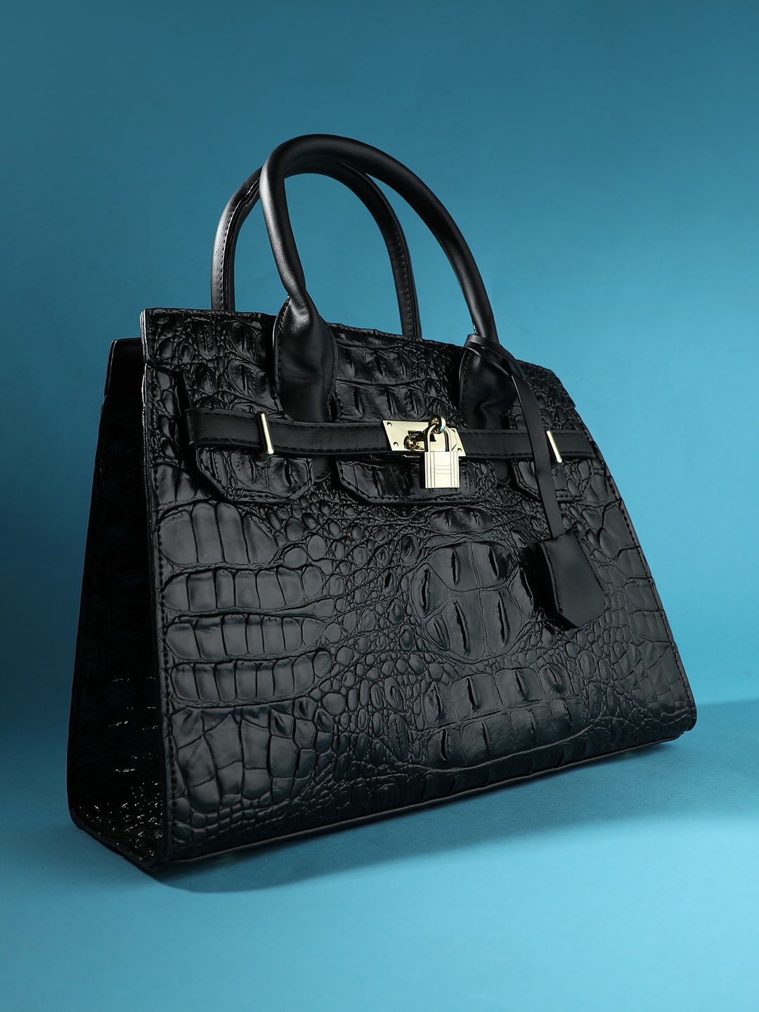 

HAUTE SAUCE by Campus Sutra Textured Structured Handheld Bag, Black