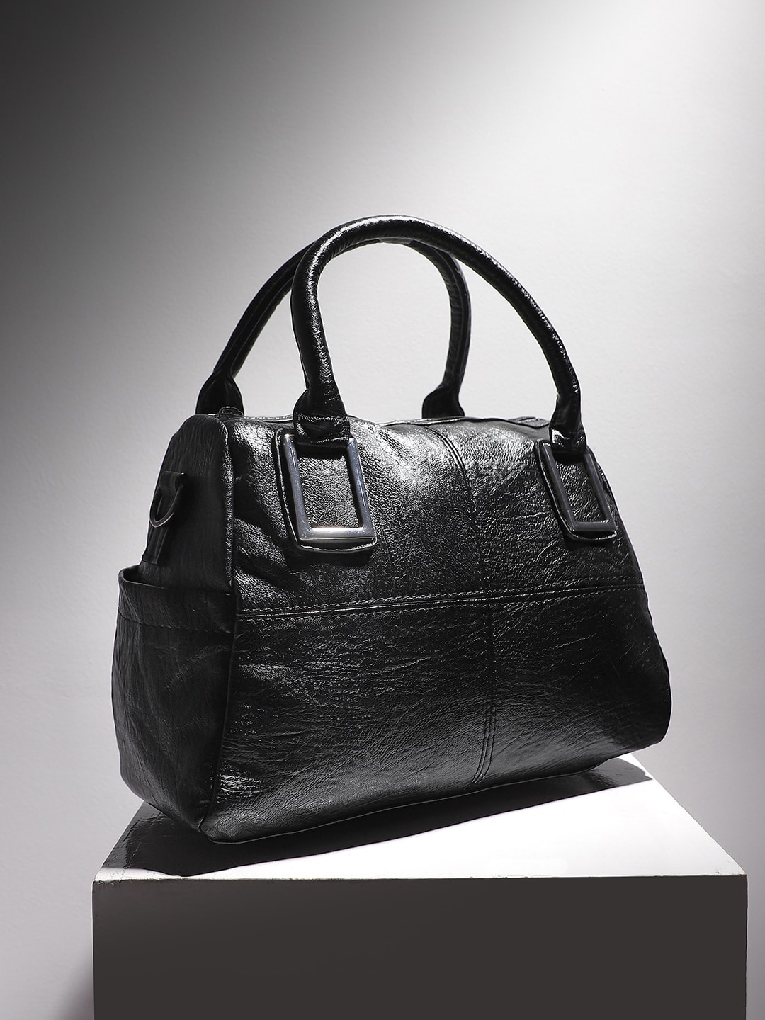 

HAUTE SAUCE by Campus Sutra Small Duffle Handbag, Black