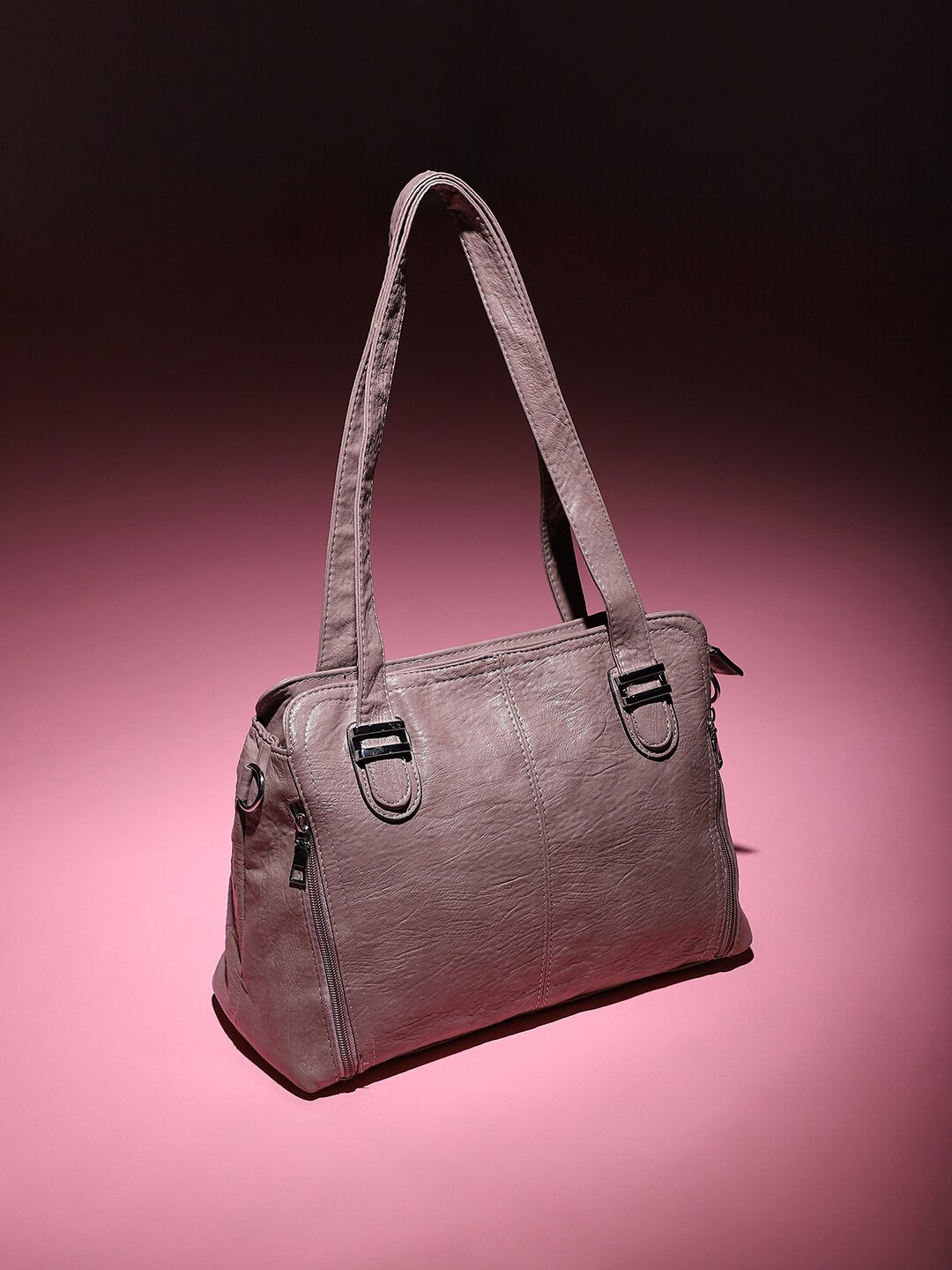 

HAUTE SAUCE by Campus Sutra Structured Shoulder Bag, Pink