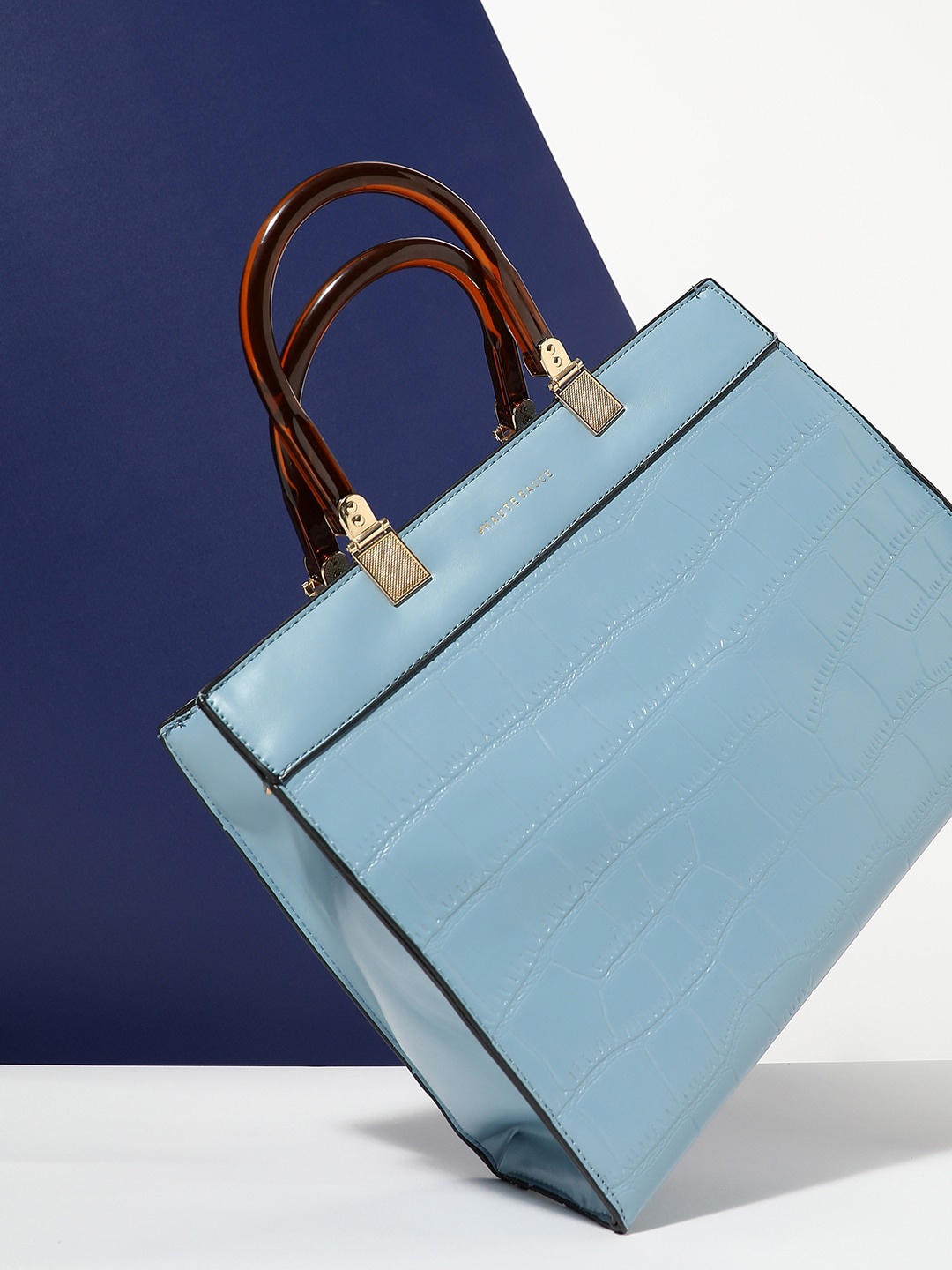 

HAUTE SAUCE by Campus Sutra Bucket Hobo Bag, Blue