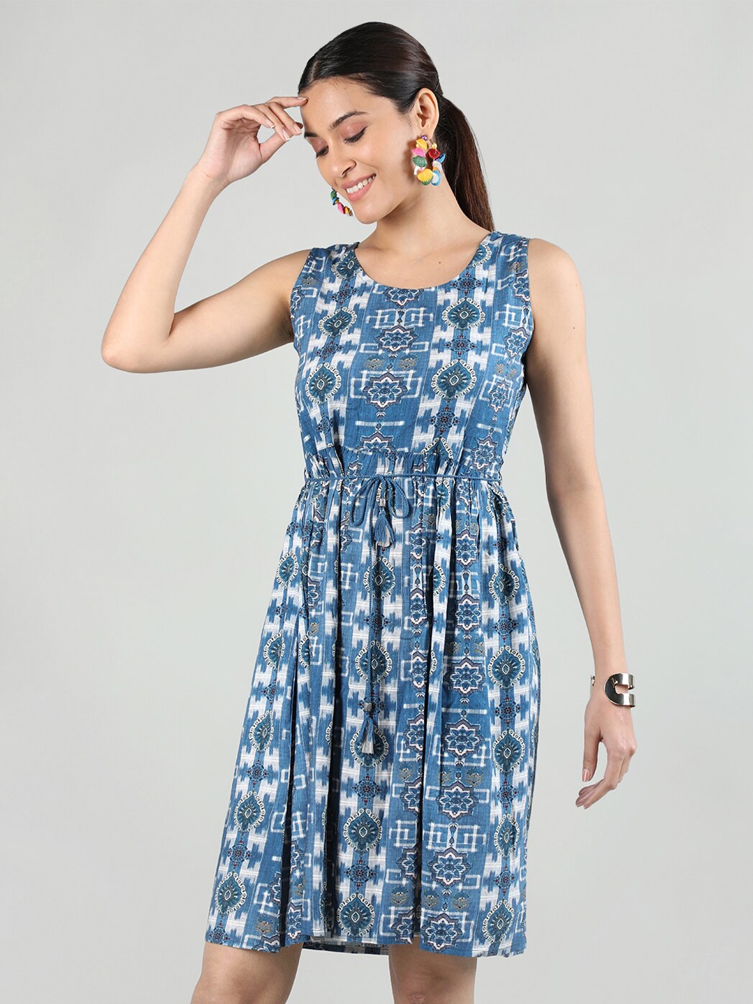 

Rage Ethnic Motifs Printed Cut-Out & Tie-Up Detail Fit & Flare Dress, Navy blue
