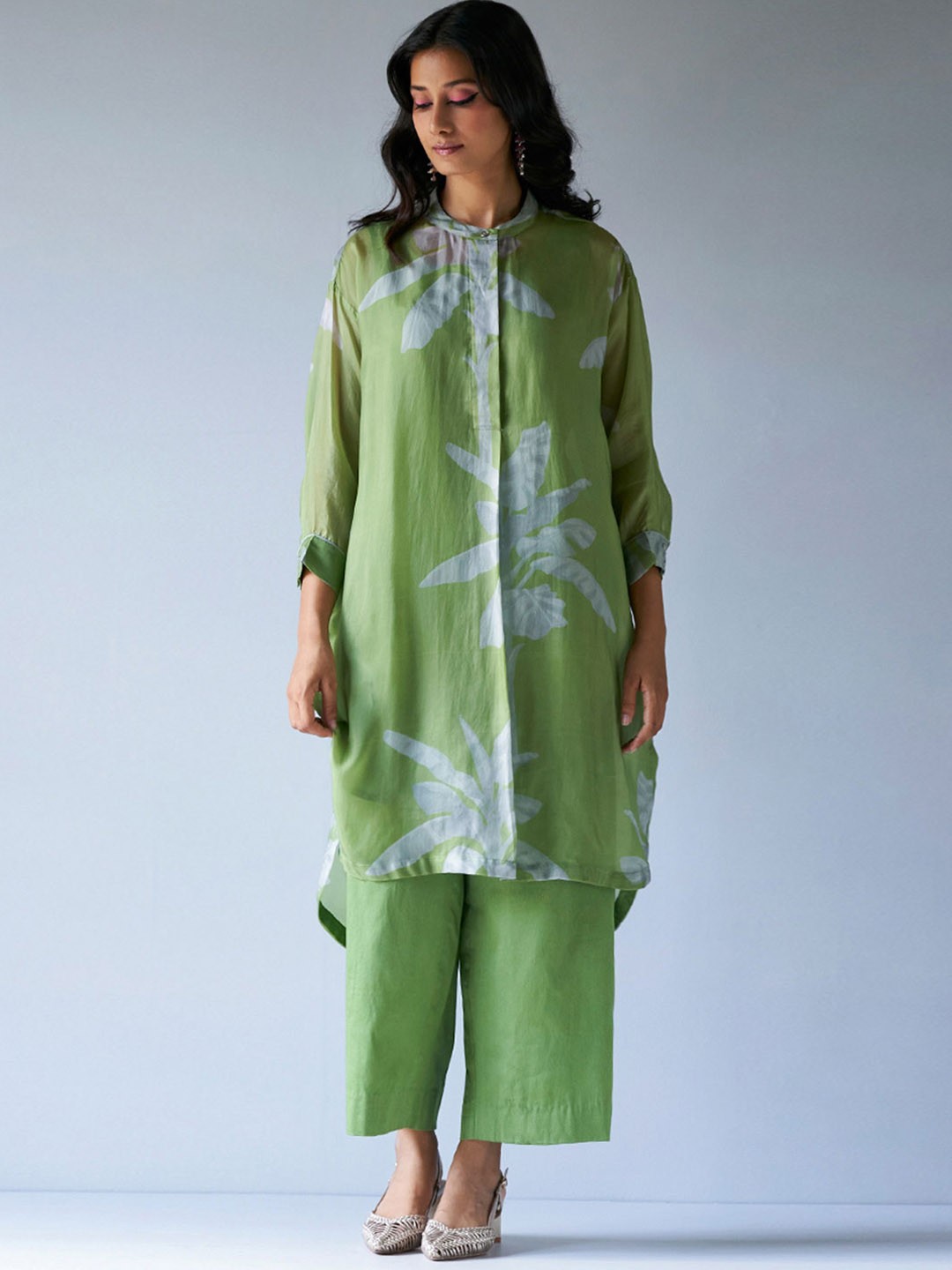 

Ganga Floral Printed Cuffed Sleeves High Low Fusion Pure Cotton Kurta with Palazzos, Green