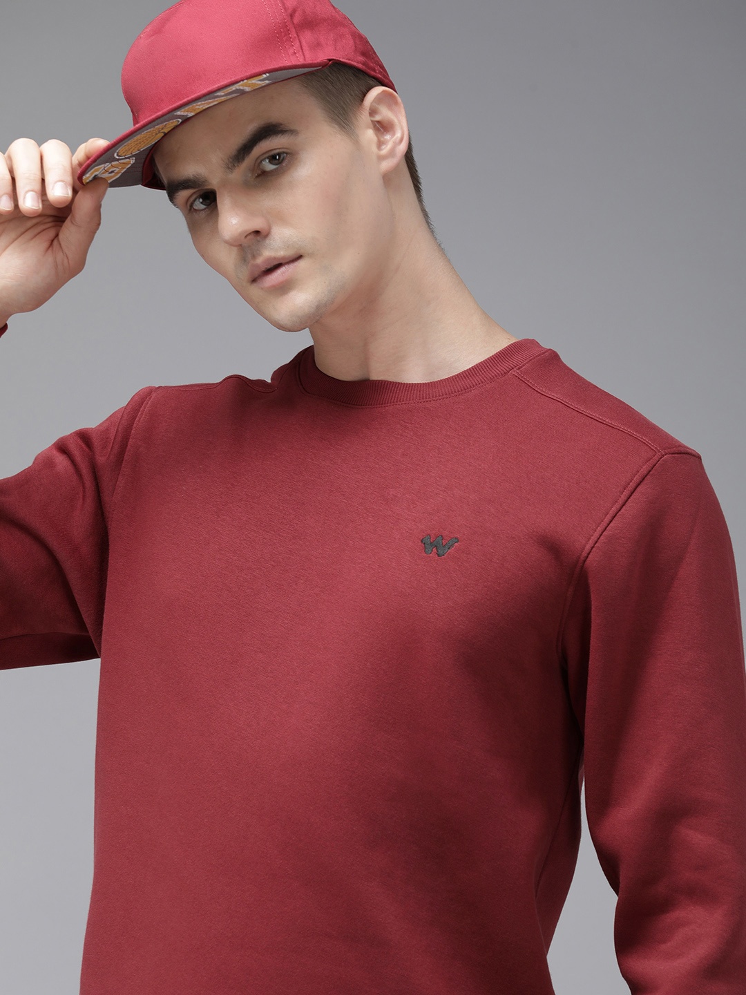 

Wildcraft Solid Round-Neck Pullover Sweatshirt, Maroon