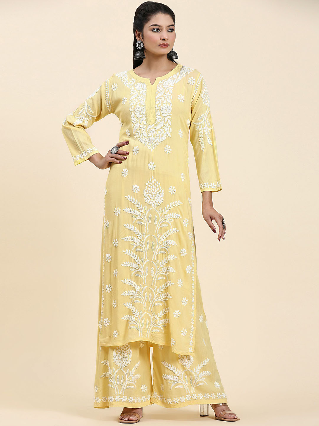 

HOUSE OF KARI Floral Embroidered Cotton Kurta With Palazzos, Yellow