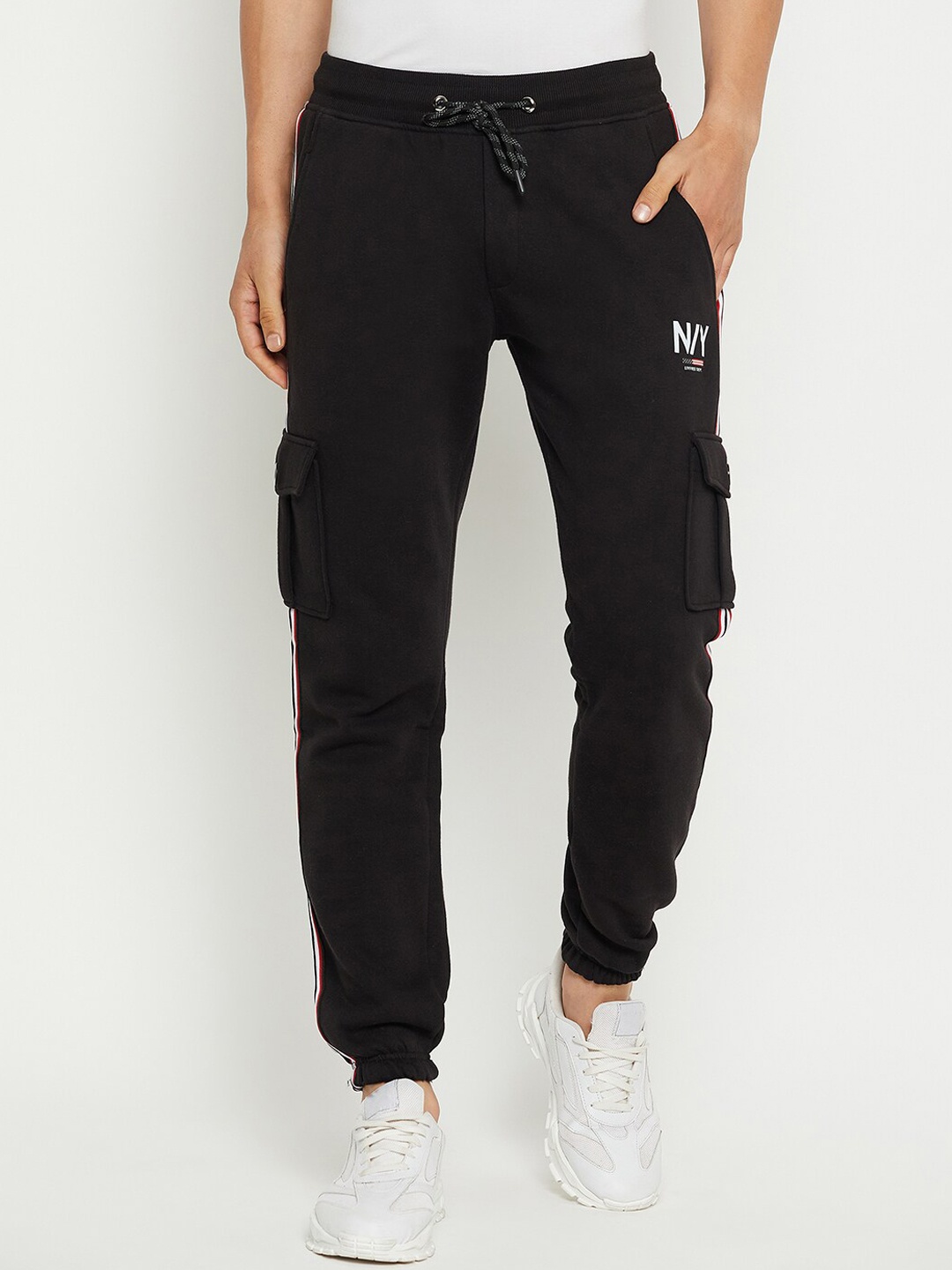 

NEVA Men Mid-Rise Side Tape Detail Joggers, Black