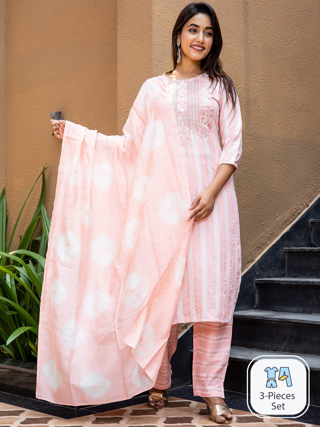 

misbis Embroidered Yoke Designed Regular Thread Work Kurta with Trousers & Dupatta, Pink