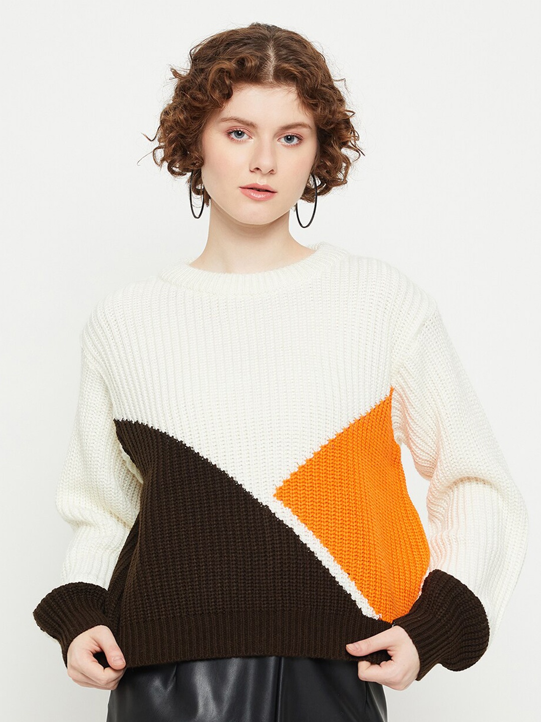 

KASMA Colourblocked Woollen Pullover, White