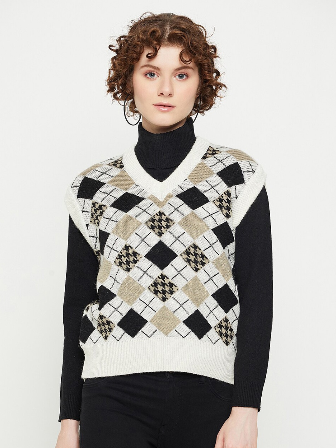 

KASMA Argyle Printed Wool Sweater Vest, White