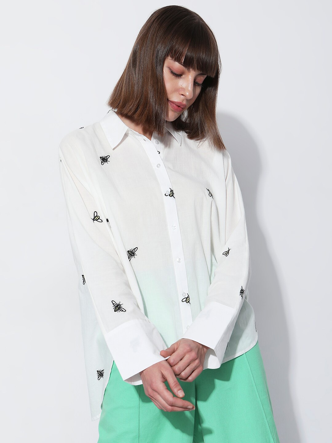 

Vero Moda Bee Embroidered Boxy Opaque Pure Cotton Casual Shirt, White