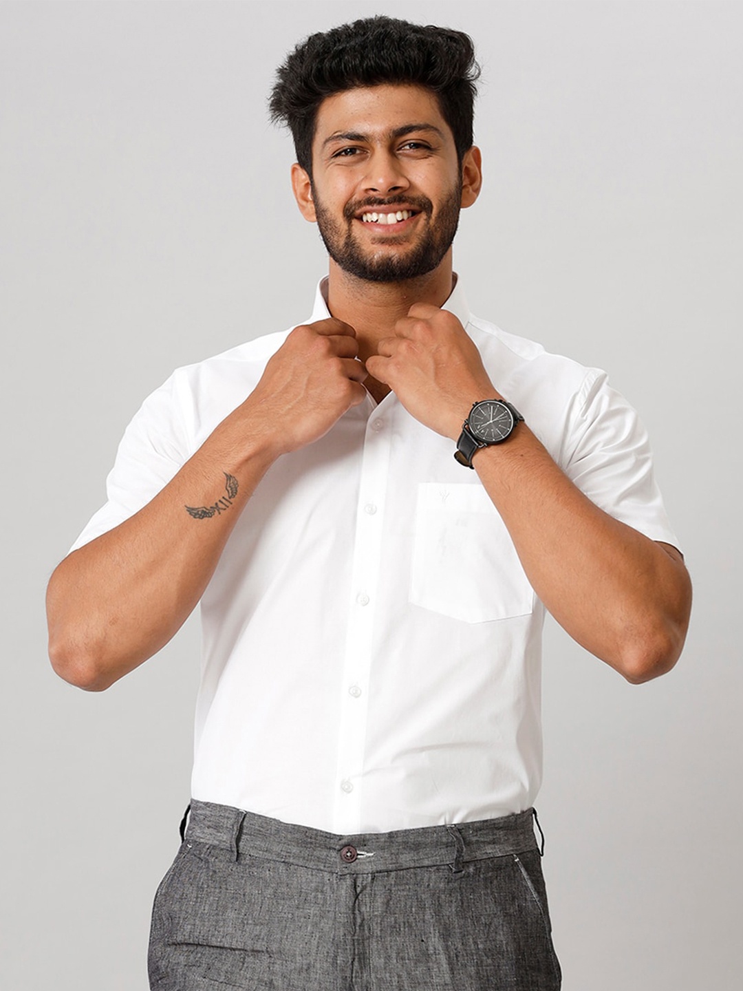 

RAMRAJ Smart Fit Cotton Half Sleeve Formal Shirt, White