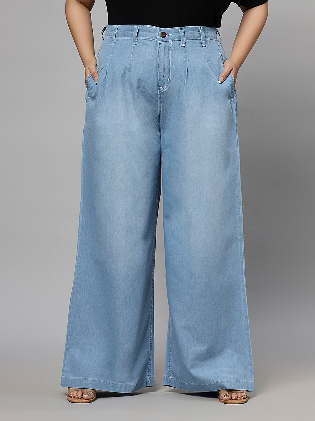 

Turning Blue Women Blue Wide Leg High-Rise Clean Look Light Fade Stretchable Jeans