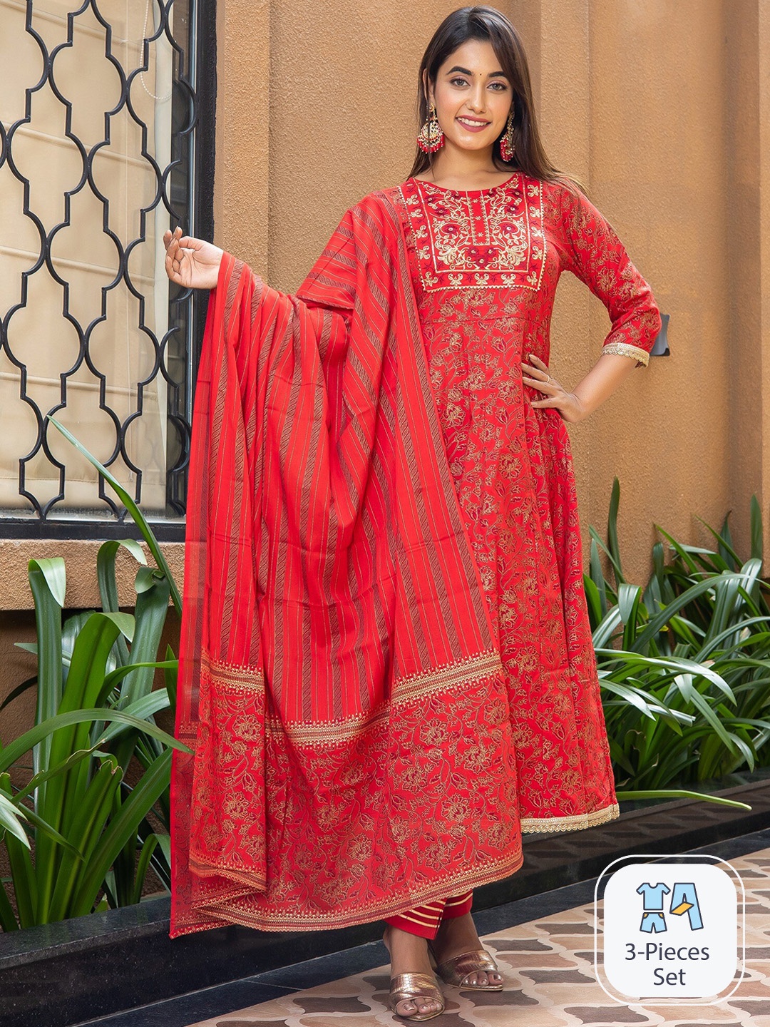 

misbis Floral Printed Thread Work Pure Cotton Anarkali Kurta & Trousers With Dupatta, Red
