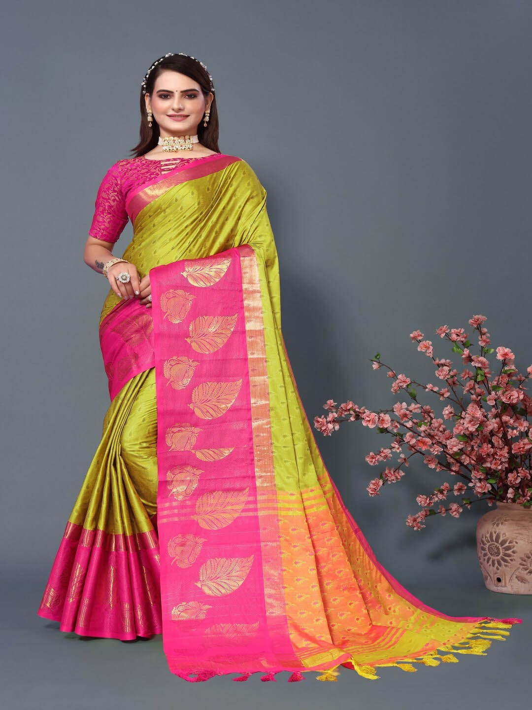 

Paramparik Textile Floral Woven Design Zari Silk Cotton Banarasi Saree, Green