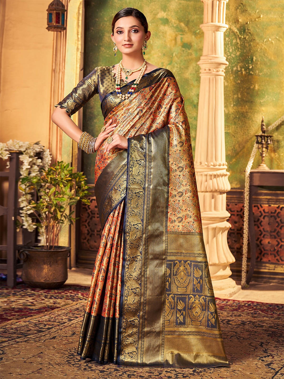 

Mitera Floral Woven Design Zari Kanjeevaram Saree, Gold