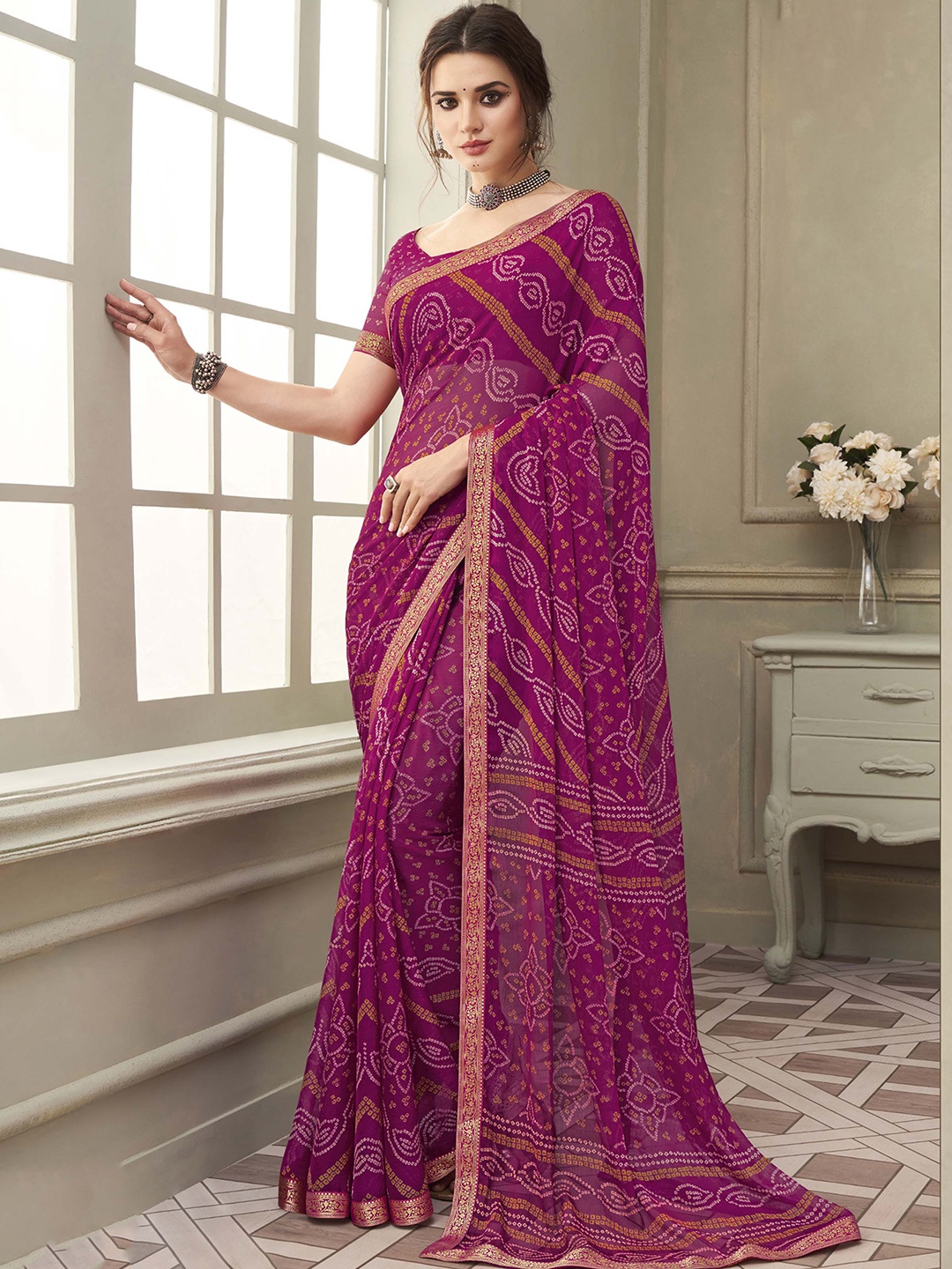 

Mitera Bandhani Printed Zari Saree, Pink
